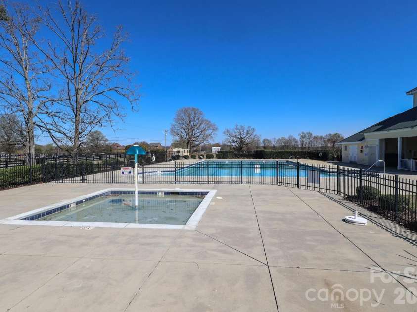 1391 Links Crossing Drive, Monroe, NC 28112.  MLS# CAR4357606, YatesRealty ID 5357. 