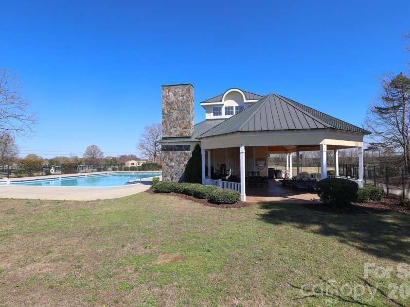 1391 Links Crossing Drive, Monroe, NC 28112.  MLS# CAR4357606, YatesRealty ID 5357. 
