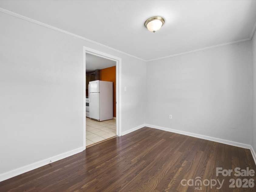 24 Forest Hill Road, Lexington, NC 27295.  MLS# CAR4427630, YatesRealty ID 53572. Second bedroom