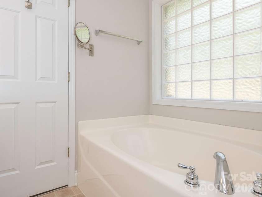 785 Treva Anne Drive, Concord, NC 28027.  MLS# CAR4427813, YatesRealty ID 53574. 
