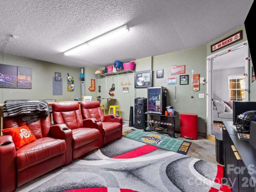 4019 Shadow Pines Circle, Indian Trail, NC 28079.  MLS# CAR4428429, YatesRealty ID 53576. 
