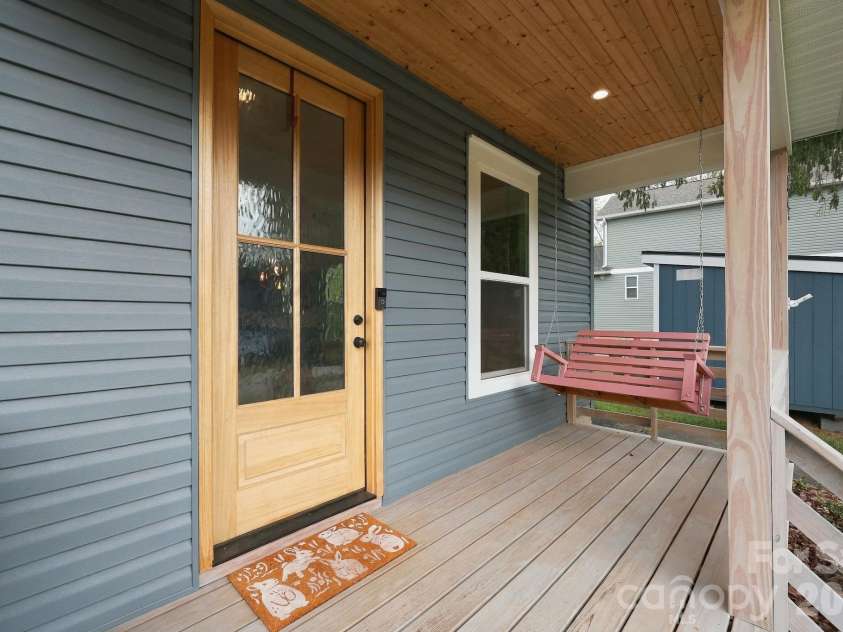 34 Gudger Road, Candler, NC 28715.  MLS# CAR4426999, YatesRealty ID 53579. 