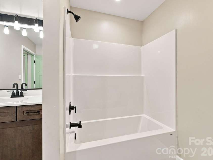 34 Gudger Road, Candler, NC 28715.  MLS# CAR4426999, YatesRealty ID 53579. Full Bath Upstairs