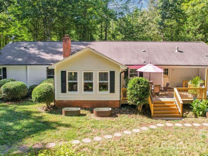 5919 Stonebridge Lane, Waxhaw, NC 28173.  MLS# CAR4427781, YatesRealty ID 53580. Back exterior
