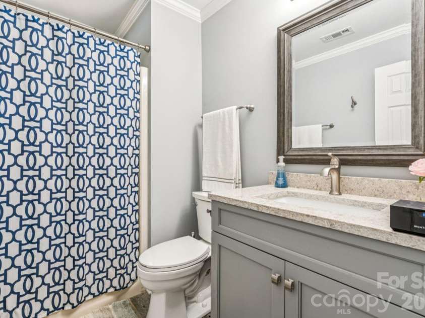 5919 Stonebridge Lane, Waxhaw, NC 28173.  MLS# CAR4427781, YatesRealty ID 53580. Bathroom 3