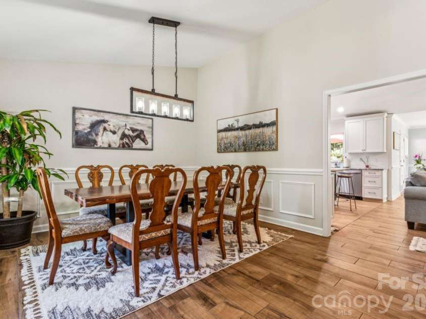 5919 Stonebridge Lane, Waxhaw, NC 28173.  MLS# CAR4427781, YatesRealty ID 53580. Dining Room