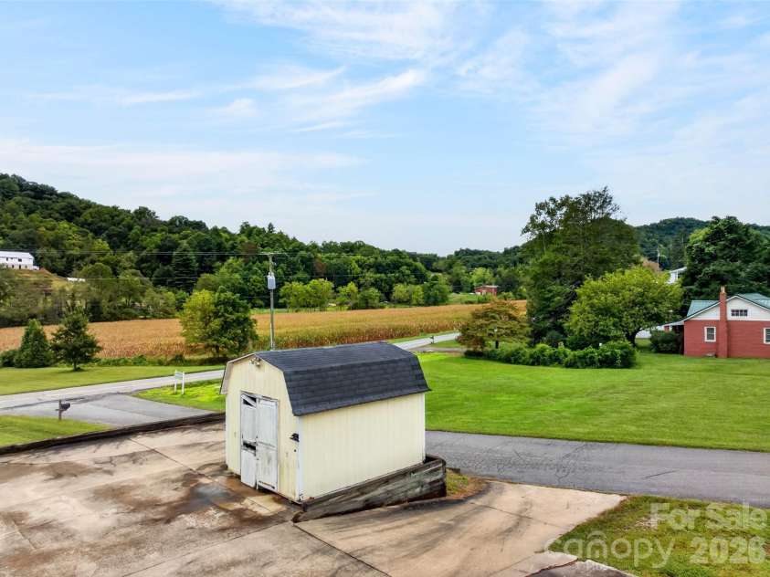 3 Creek Drive, Leicester, NC 28748.  MLS# CAR4428172, YatesRealty ID 53581. 