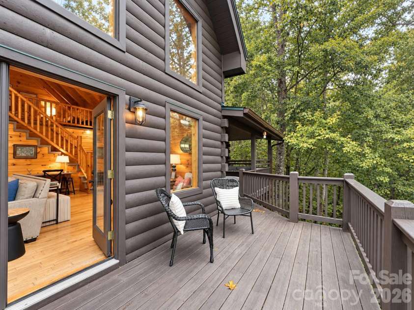 240 Fortner Avenue, Bryson City, NC 28713.  MLS# CAR4429372, YatesRealty ID 53587. 