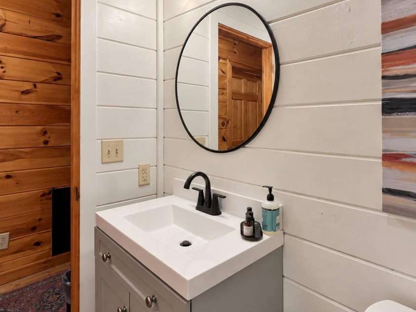 240 Fortner Avenue, Bryson City, NC 28713.  MLS# CAR4429372, YatesRealty ID 53587. 