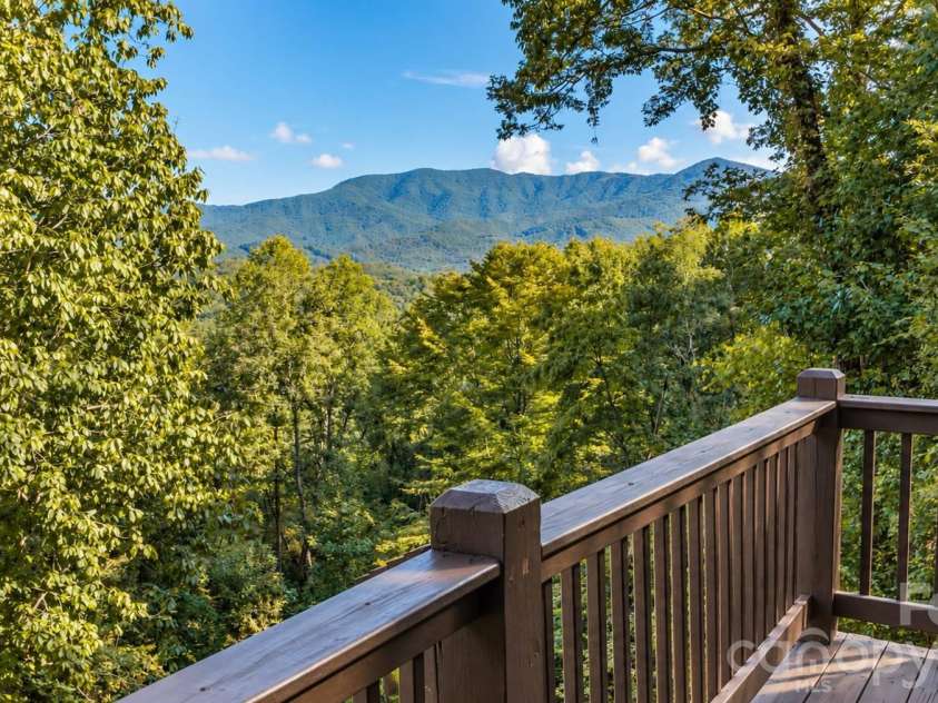 240 Fortner Avenue, Bryson City, NC 28713.  MLS# CAR4429372, YatesRealty ID 53587. 