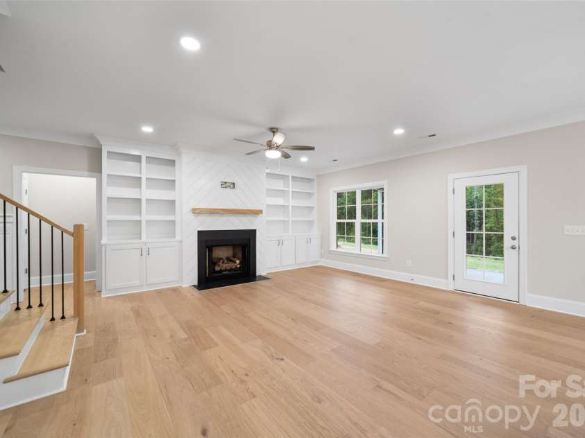 261 Avian Lane, Winston Salem, NC 27127.  MLS# CAR4429356, YatesRealty ID 53588. 
