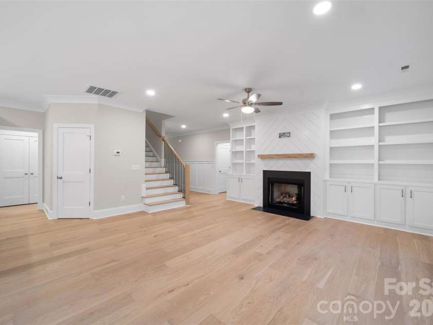 261 Avian Lane, Winston Salem, NC 27127.  MLS# CAR4429356, YatesRealty ID 53588. 