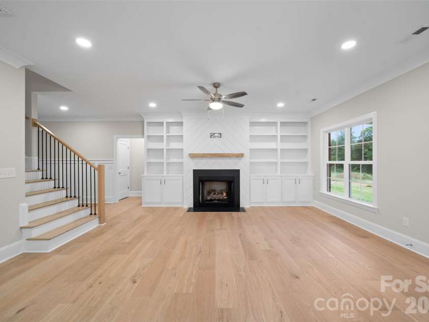 261 Avian Lane, Winston Salem, NC 27127.  MLS# CAR4429356, YatesRealty ID 53588. 