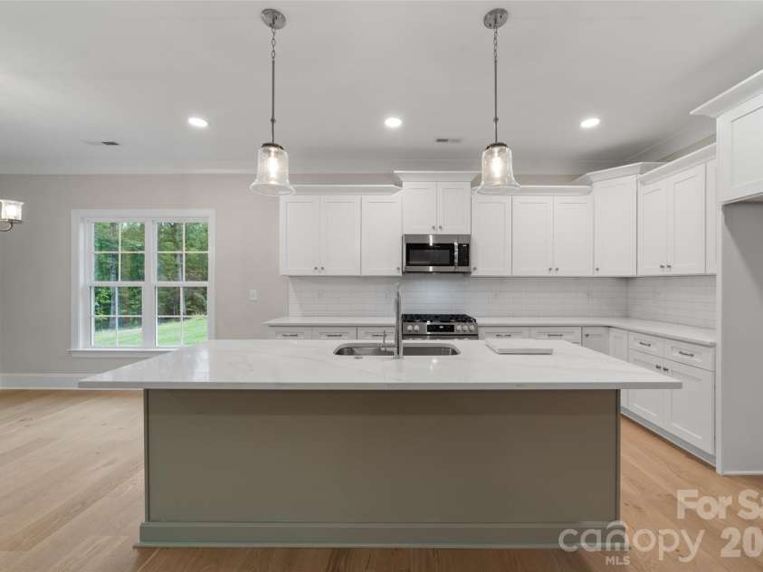 261 Avian Lane, Winston Salem, NC 27127.  MLS# CAR4429356, YatesRealty ID 53588. 