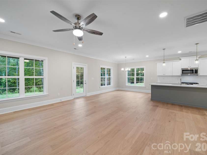 261 Avian Lane, Winston Salem, NC 27127.  MLS# CAR4429356, YatesRealty ID 53588. 