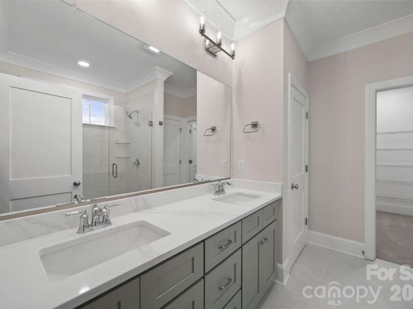 261 Avian Lane, Winston Salem, NC 27127.  MLS# CAR4429356, YatesRealty ID 53588. 