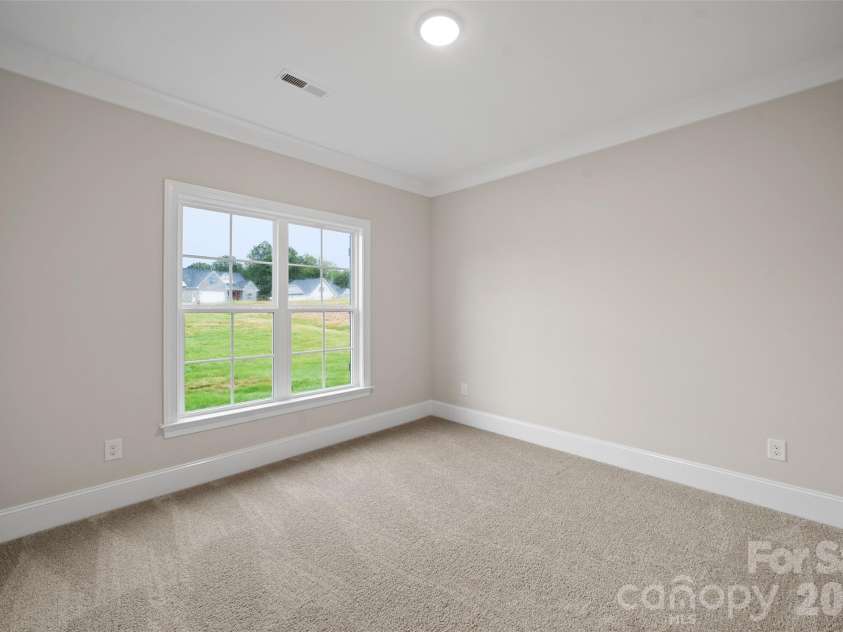 261 Avian Lane, Winston Salem, NC 27127.  MLS# CAR4429356, YatesRealty ID 53588. 