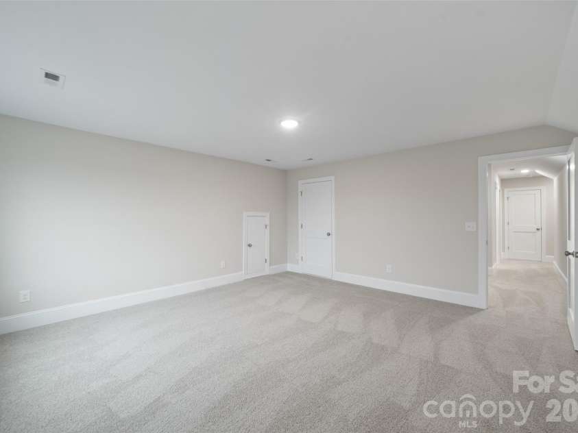 261 Avian Lane, Winston Salem, NC 27127.  MLS# CAR4429356, YatesRealty ID 53588. 