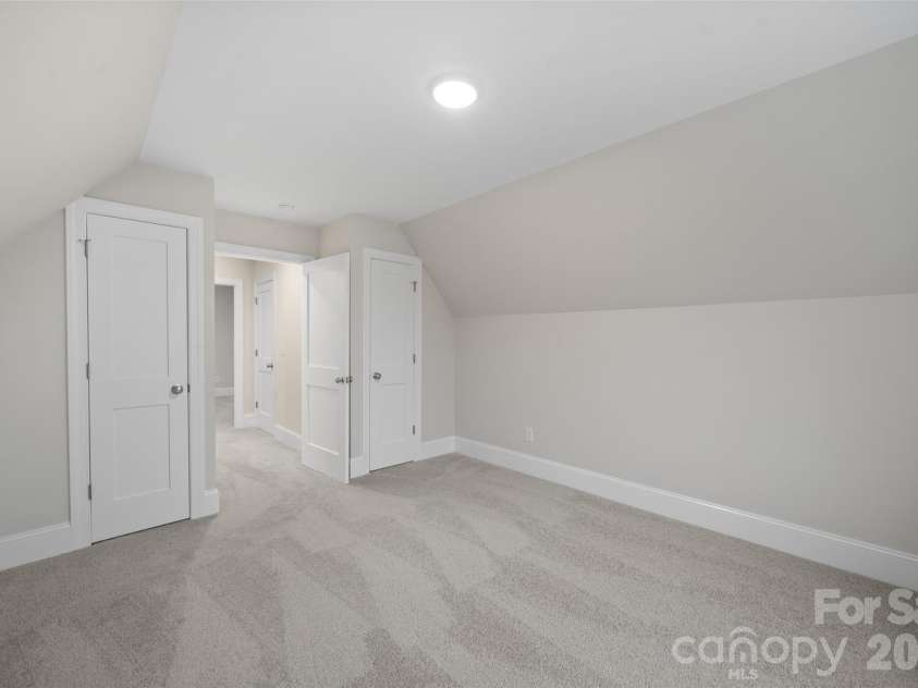 261 Avian Lane, Winston Salem, NC 27127.  MLS# CAR4429356, YatesRealty ID 53588. 