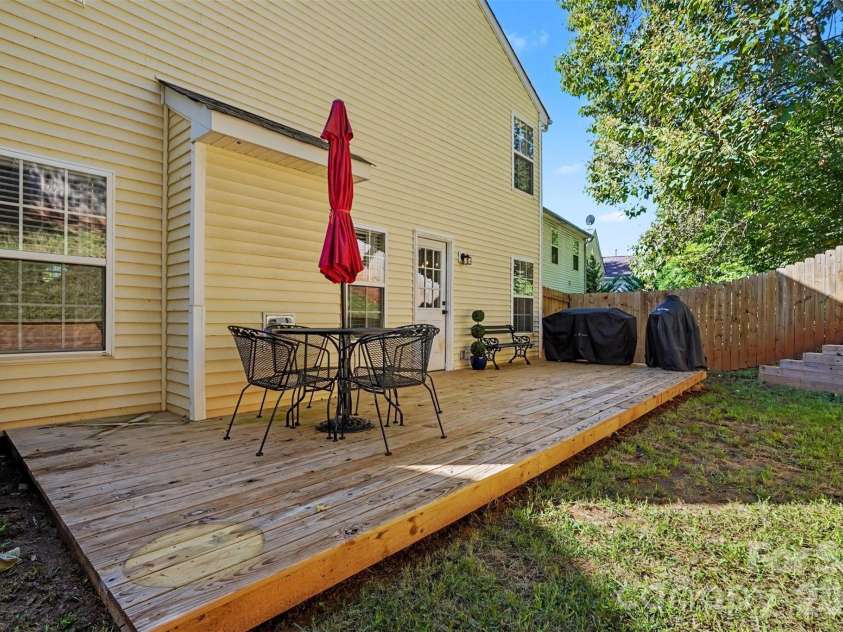 7539 Lady Liberty Lane, Charlotte, NC 28217.  MLS# CAR4428073, YatesRealty ID 53589. Back deck
