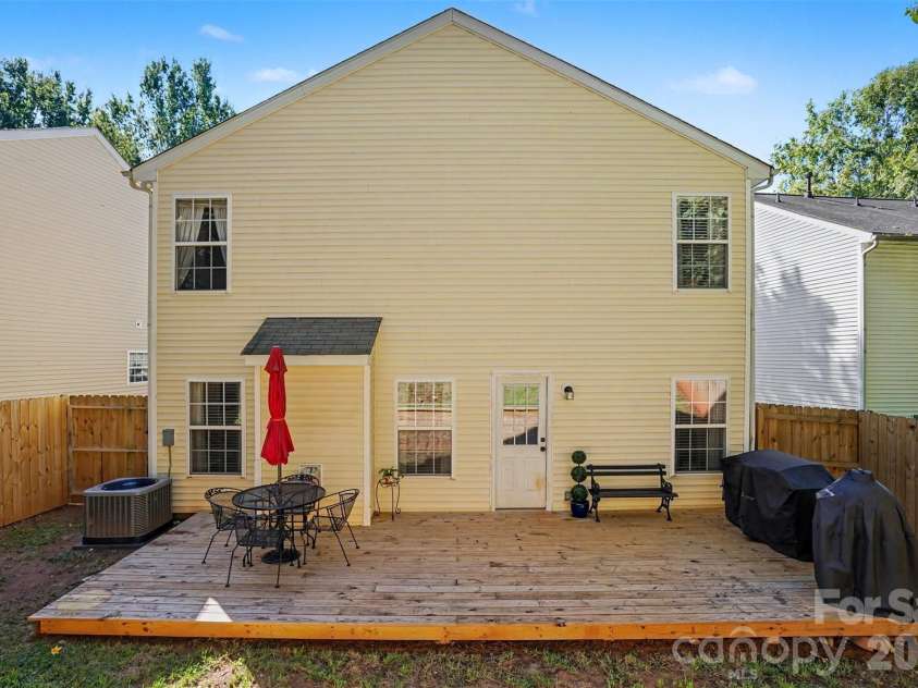 7539 Lady Liberty Lane, Charlotte, NC 28217.  MLS# CAR4428073, YatesRealty ID 53589. Back deck