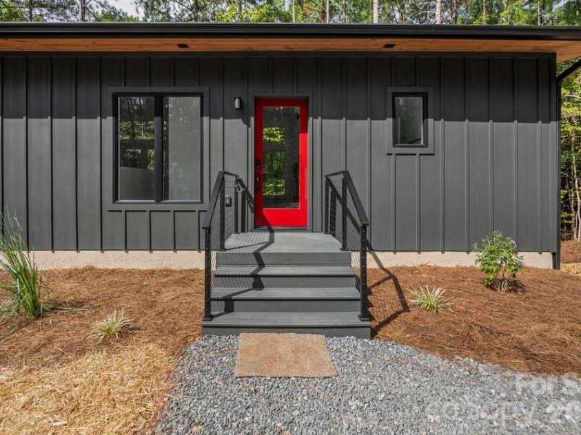 203 Golden Creek Ridge, Union Mills, NC 28167.  MLS# CAR4306320, YatesRealty ID 5359. 