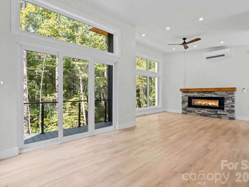 203 Golden Creek Ridge, Union Mills, NC 28167.  MLS# CAR4306320, YatesRealty ID 5359. 