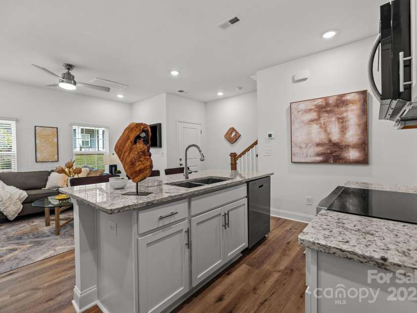 5025 Cherry Gum Court, Matthews, NC 28105.  MLS# CAR4227135, YatesRealty ID 5359. 