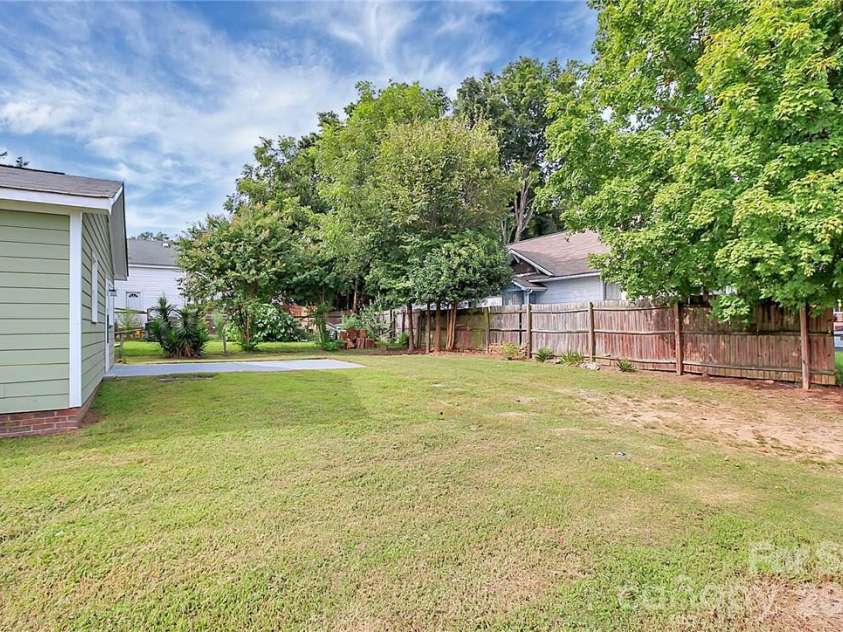 212 Kerr Street, Concord, NC 28025.  MLS# CAR4429514, YatesRealty ID 53590. 
