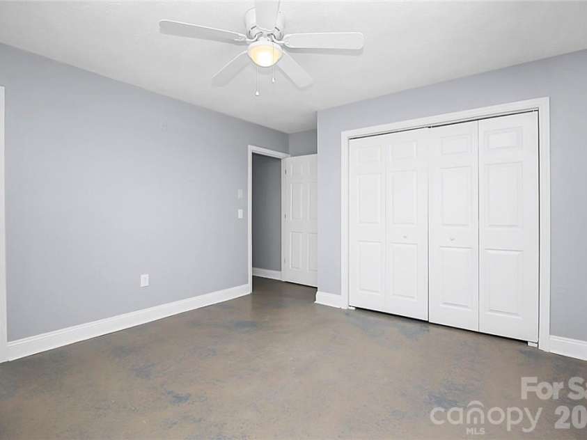 212 Kerr Street, Concord, NC 28025.  MLS# CAR4429514, YatesRealty ID 53590. 