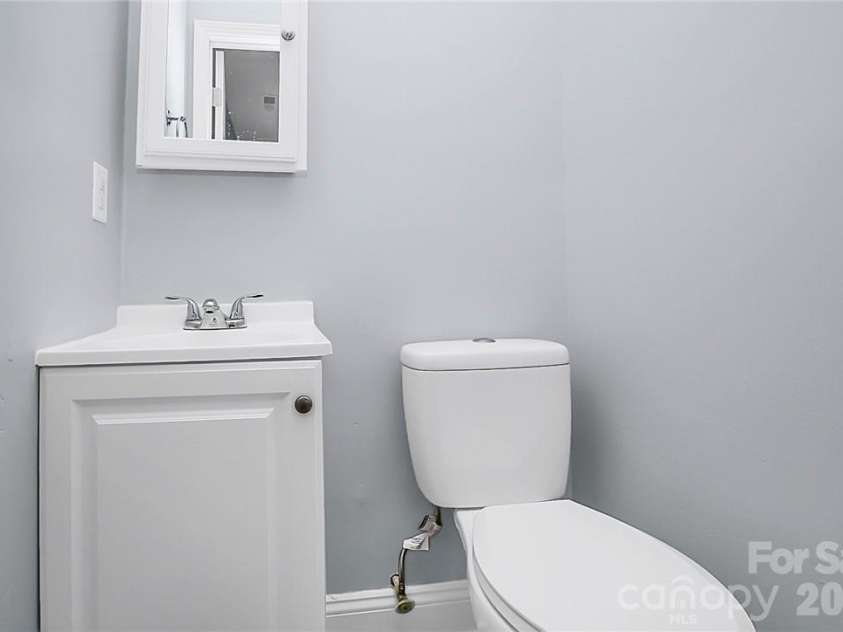212 Kerr Street, Concord, NC 28025.  MLS# CAR4429514, YatesRealty ID 53590. 
