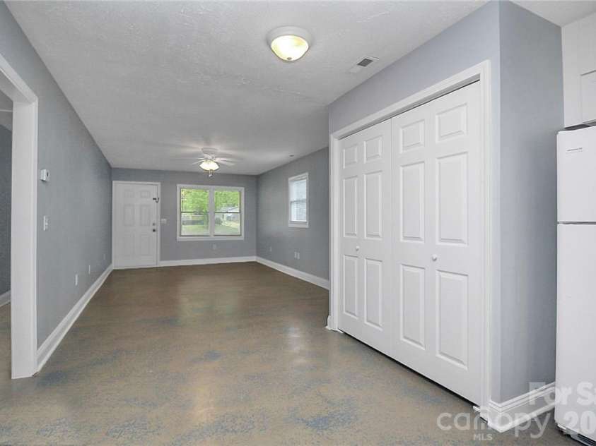 212 Kerr Street, Concord, NC 28025.  MLS# CAR4429514, YatesRealty ID 53590. 