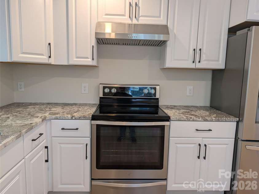 213 Rice Street, Kannapolis, NC 28081.  MLS# CAR4429234, YatesRealty ID 53591. 