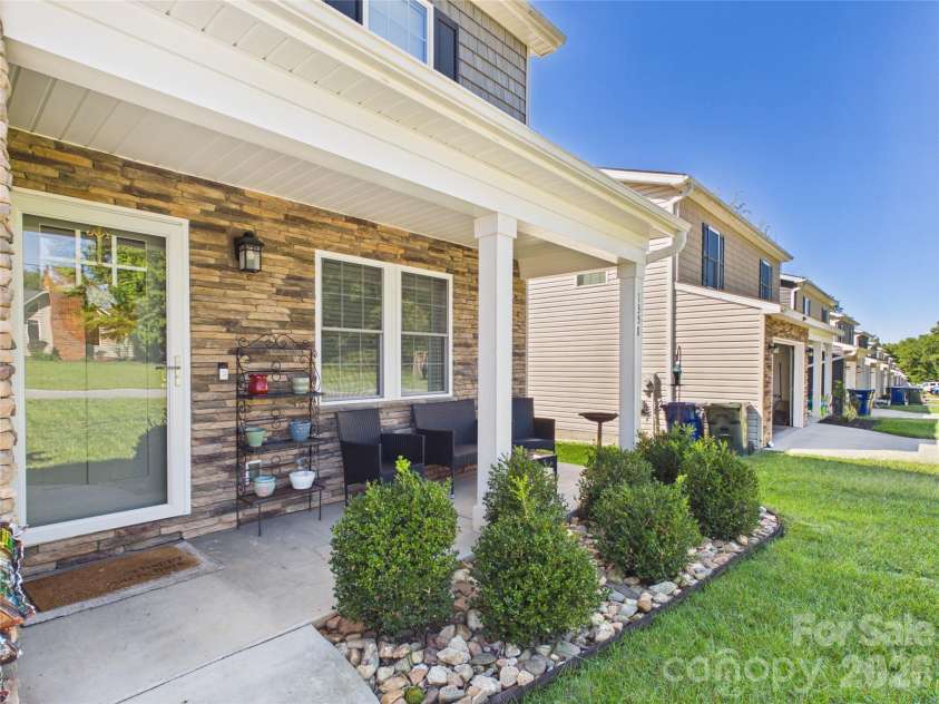 1358 26th Avenue, Hickory, NC 28601.  MLS# CAR4429500, YatesRealty ID 53593. 