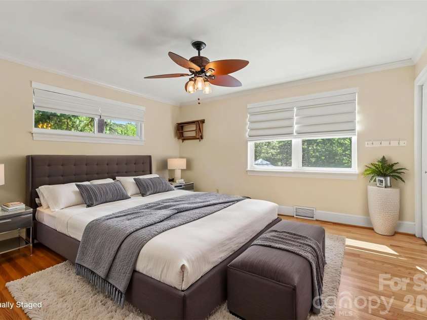 827 Ferndale Drive, Statesville, NC 28677.  MLS# CAR4424302, YatesRealty ID 53596. 