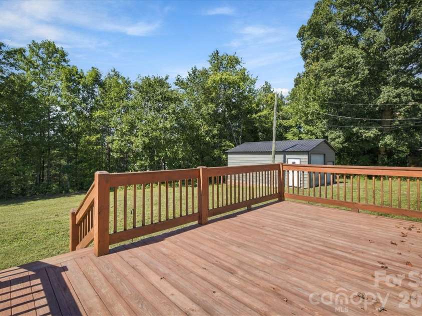 3034 Heffner Place, Hudson, NC 28638.  MLS# CAR4423856, YatesRealty ID 53598. 
