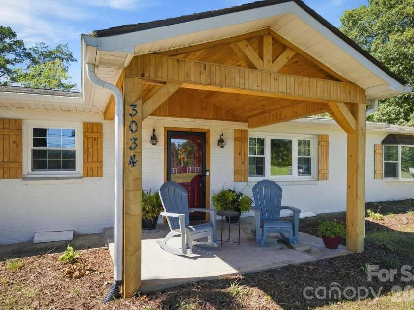 3034 Heffner Place, Hudson, NC 28638.  MLS# CAR4423856, YatesRealty ID 53598. 