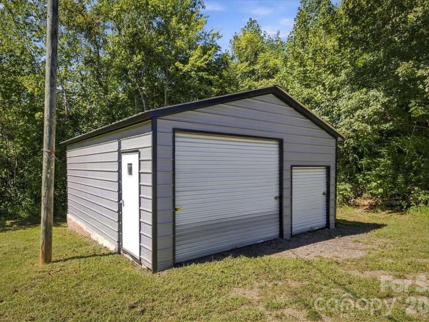 3034 Heffner Place, Hudson, NC 28638.  MLS# CAR4423856, YatesRealty ID 53598. 