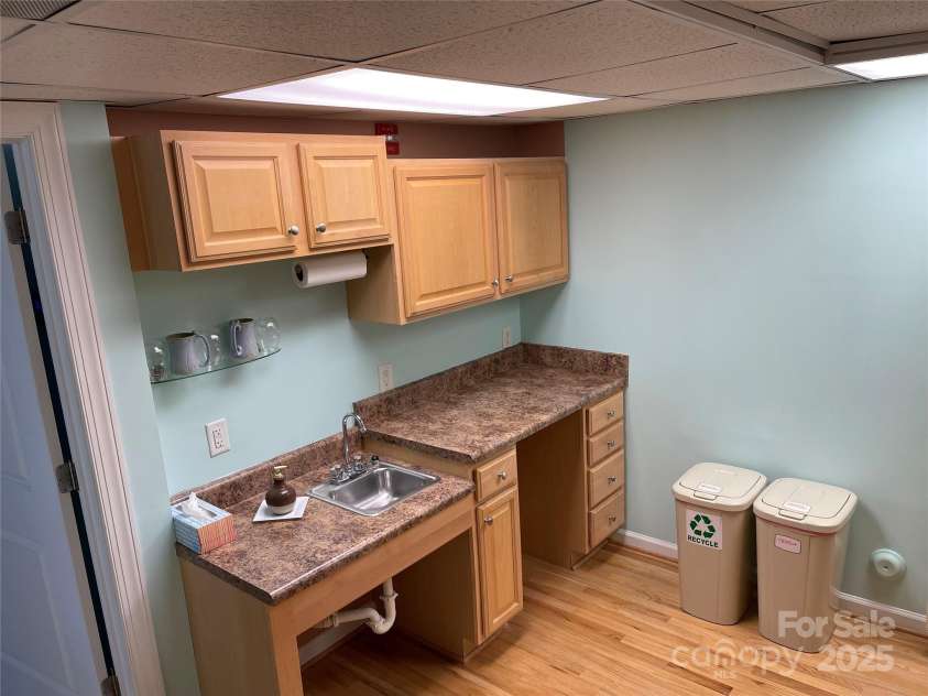 119 Lee Street, Salisbury, NC 28144.  MLS# CAR4216965, YatesRealty ID 536. Efficient kitchen needs apt. size appliances