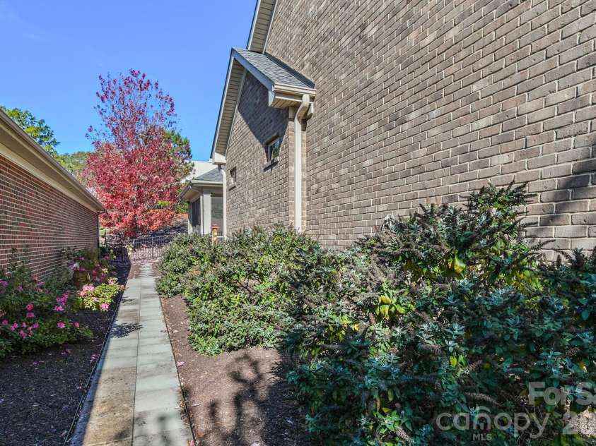 4516 Ideal Way, Harrisburg, NC 28075.  MLS# CAR4379048, YatesRealty ID 536. 