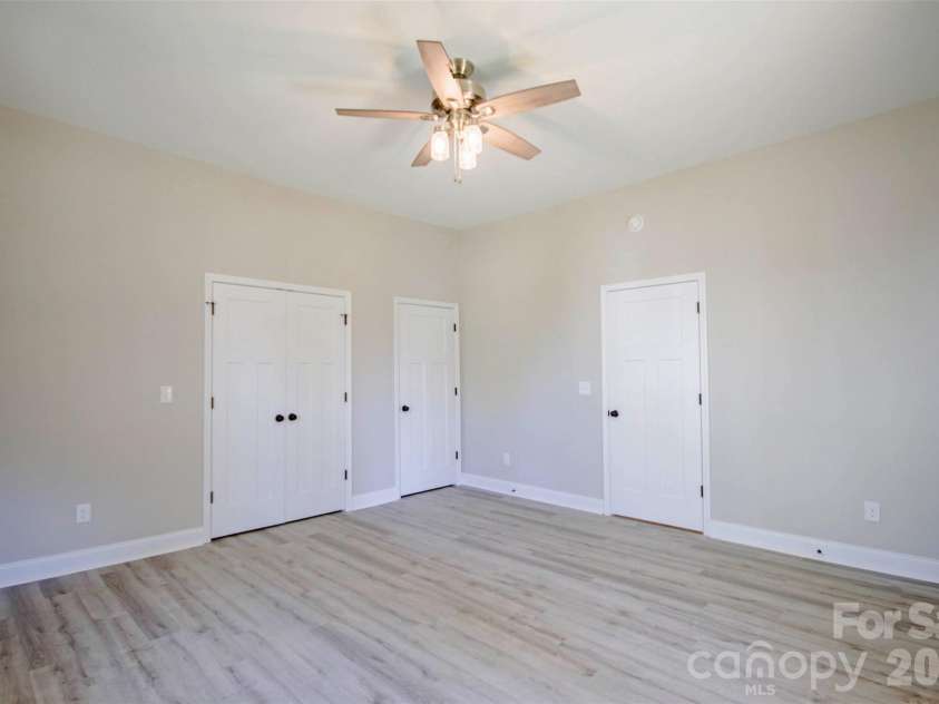 119 Marion Street, Clover, SC 29710.  MLS# CAR4334219, YatesRealty ID 5360. 