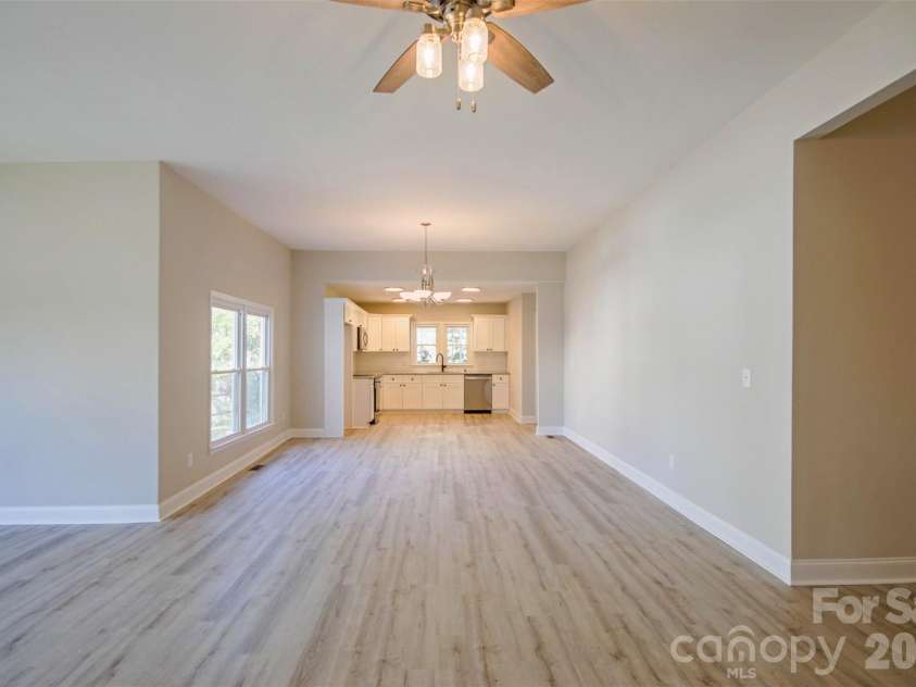 119 Marion Street, Clover, SC 29710.  MLS# CAR4334219, YatesRealty ID 5360. 