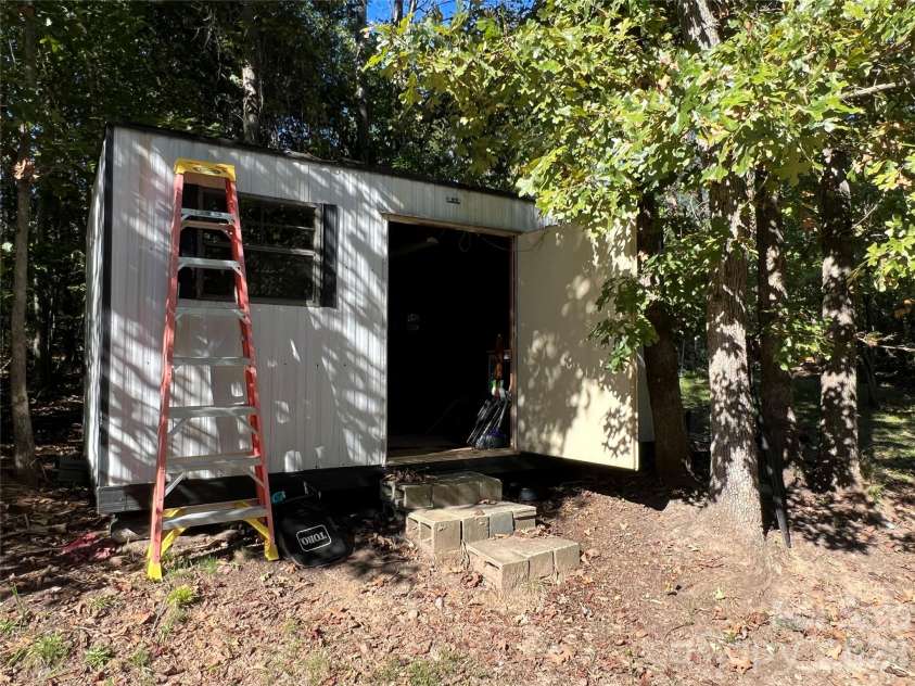 144 Skyview Avenue, Forest City, NC 28043.  MLS# CAR4427958, YatesRealty ID 53602. 