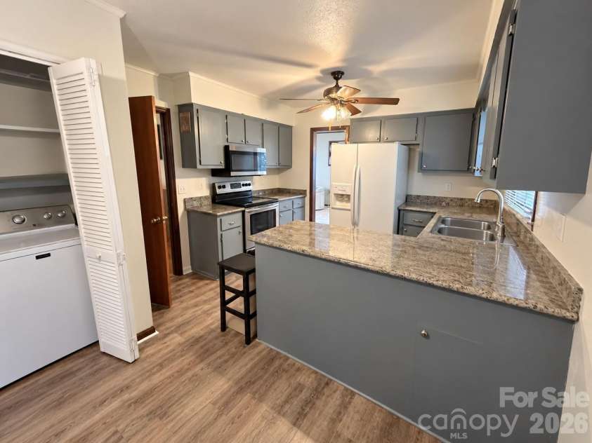 6 Daniel Drive, Fletcher, NC 28732.  MLS# CAR4428702, YatesRealty ID 53603. 