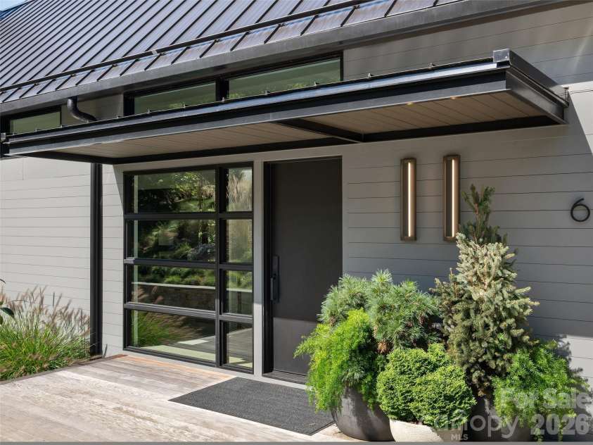6 Waterside Drive, Asheville, NC 28804.  MLS# CAR4423938, YatesRealty ID 53607. 