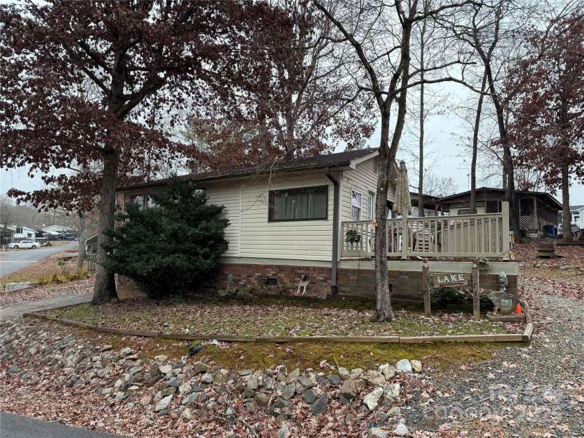 102 Arrowood Trail, Mount Gilead, NC 27306.  MLS# CAR4327962, YatesRealty ID 5361. 
