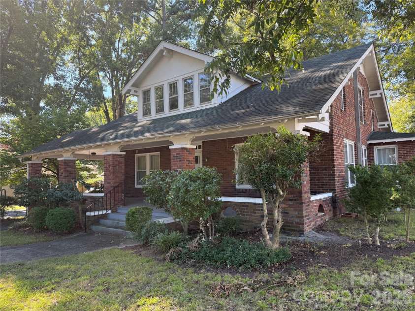718 E Franklin Street, Monroe, NC 28112.  MLS# CAR4429571, YatesRealty ID 53613. 