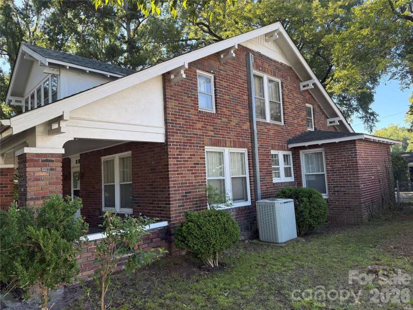 718 E Franklin Street, Monroe, NC 28112.  MLS# CAR4429571, YatesRealty ID 53613. 