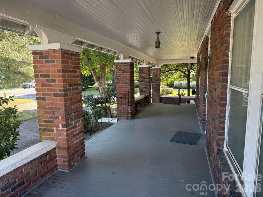 718 E Franklin Street, Monroe, NC 28112.  MLS# CAR4429571, YatesRealty ID 53613. 