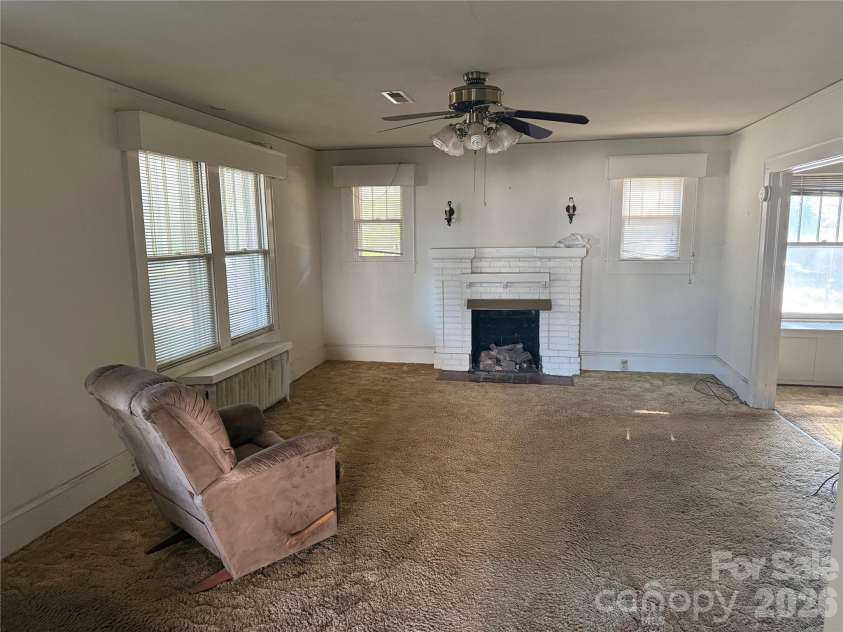 718 E Franklin Street, Monroe, NC 28112.  MLS# CAR4429571, YatesRealty ID 53613. 